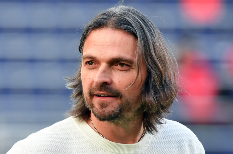 Lutz Pfannenstiel,
